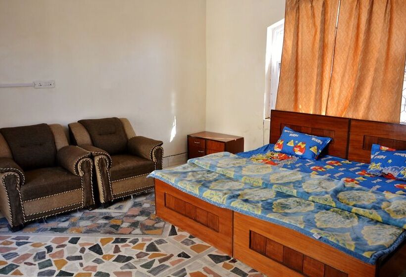 酒店 Shilpi Shavala