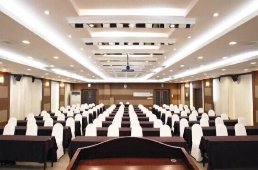 Отель Suanbo Sangnok