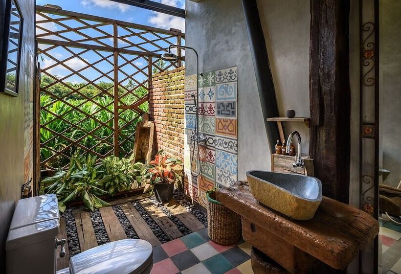 فندق Taman Nauli Boutique Rooms