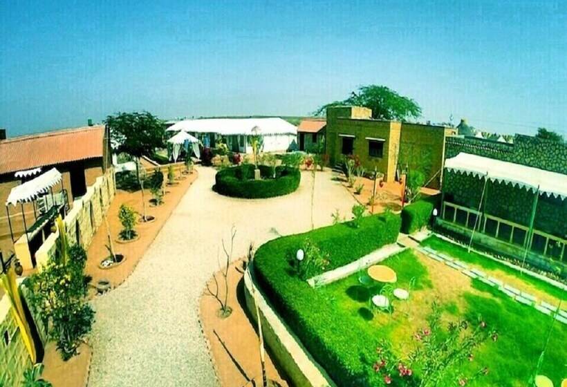 فندق The Mama S Resort & Camp