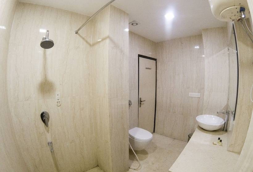 Отель The Orion Gopal Bhawan