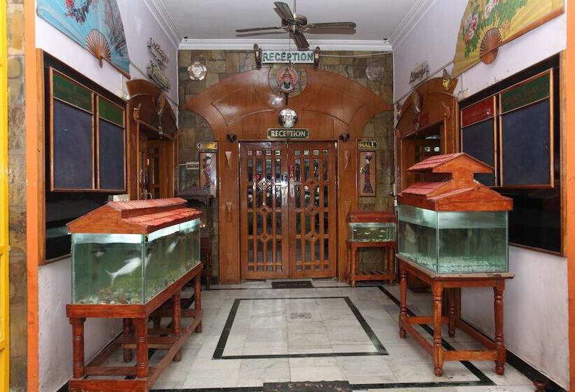 בית מלון כפרי Trishul