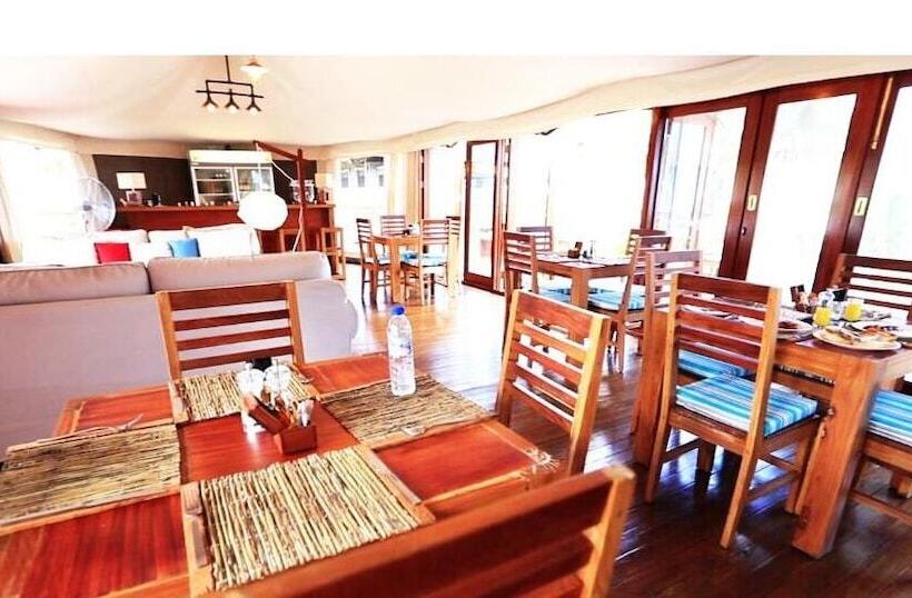 ホテル Vertigo Lodge De Estaurio