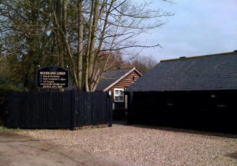 فندق Woodland Lodge