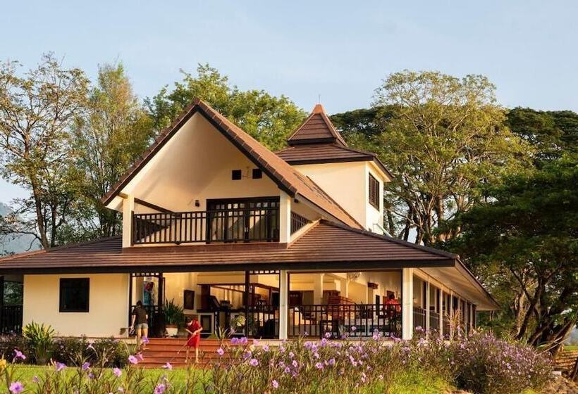 בית מלון כפרי Wopakok