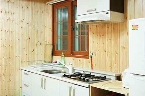 Yangsan Poonghodae Pension