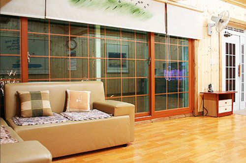 Yangsan Poonghodae Pension