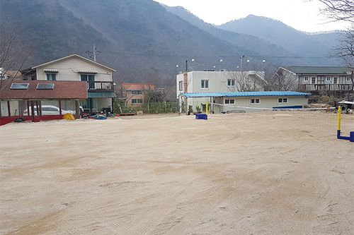 Yangsan Poonghodae Pension