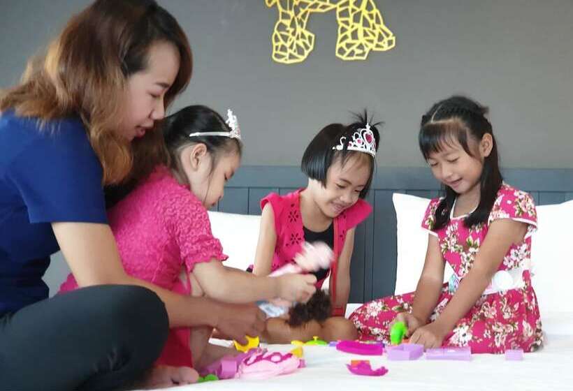 酒店 Zzz Crest Chiang Mai