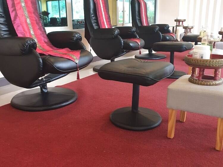 酒店 Zzz Crest Chiang Mai