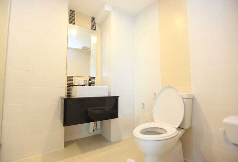 酒店 Zzz Crest Chiang Mai