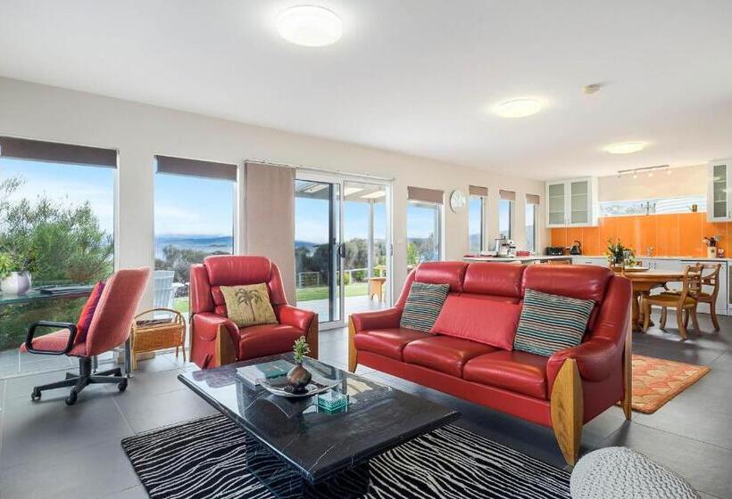 Manfield Seaside Bruny Island