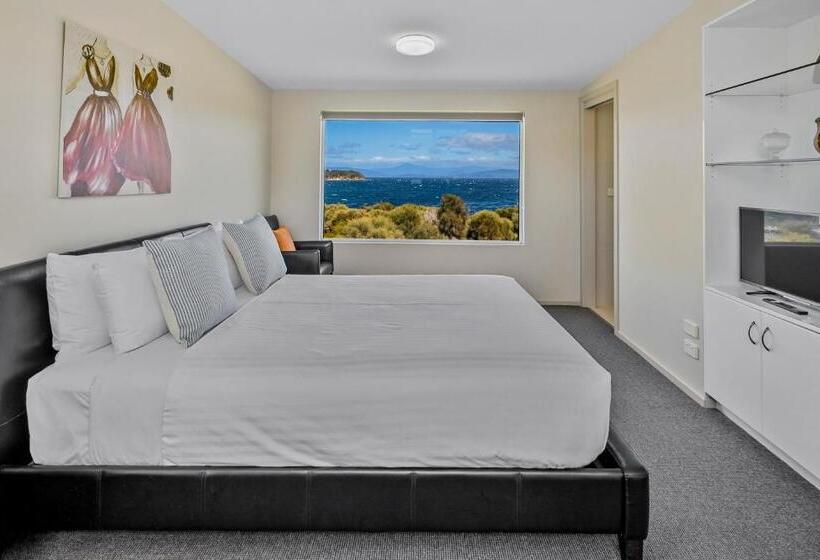 Manfield Seaside Bruny Island