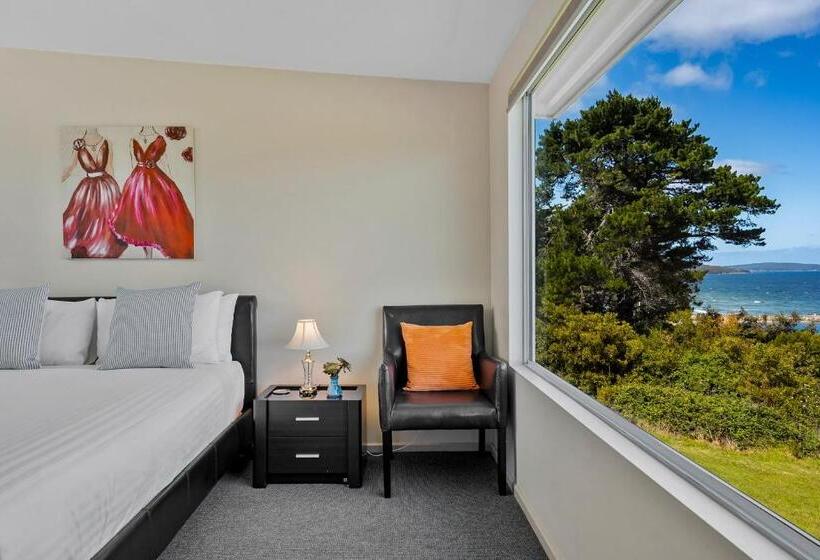 Manfield Seaside Bruny Island