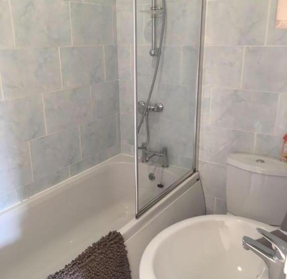 Marley Mansions Apartment   Clarendon