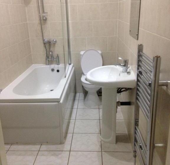 Marley Mansions Apartment   Clarendon