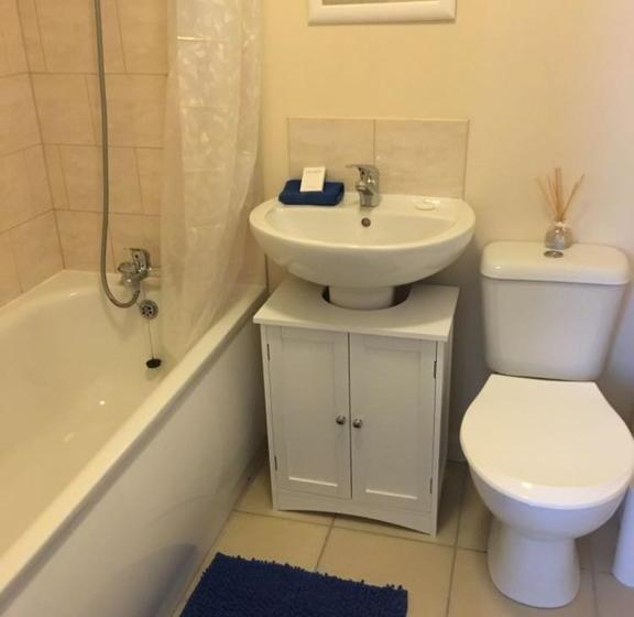 Marley Mansions Apartment   Clarendon