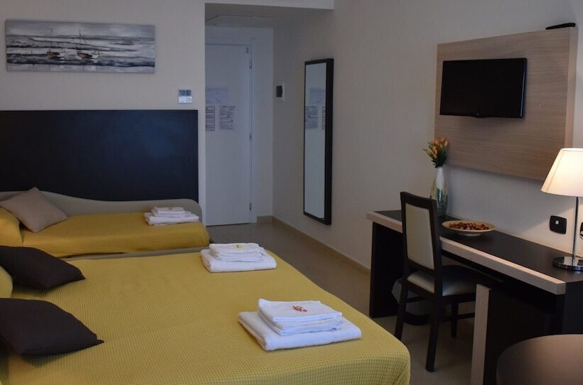 הוסטל Miramare Scilla Gyh Luxury