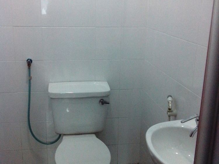 فندق على الطريق Bakri Inn Homestay