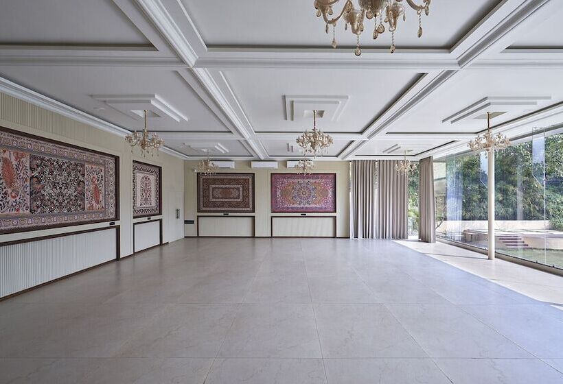 Olive Resort & Villas