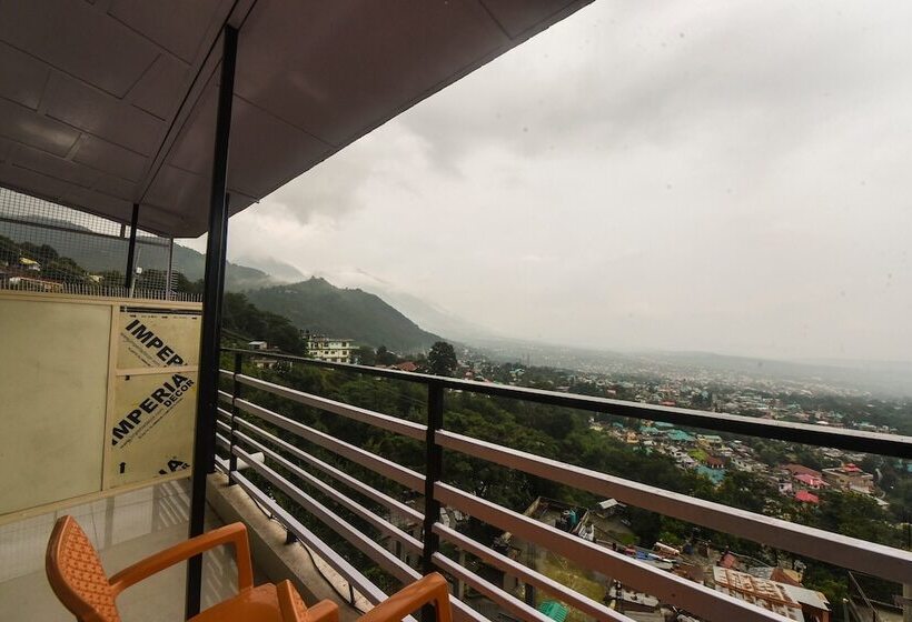 Oyo 10566 Hotel Shanti Guest House