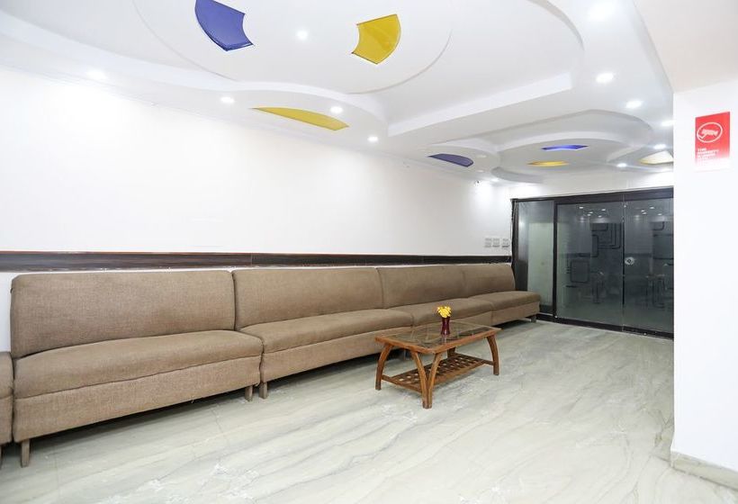 Oyo 11063 Hotel Suncity