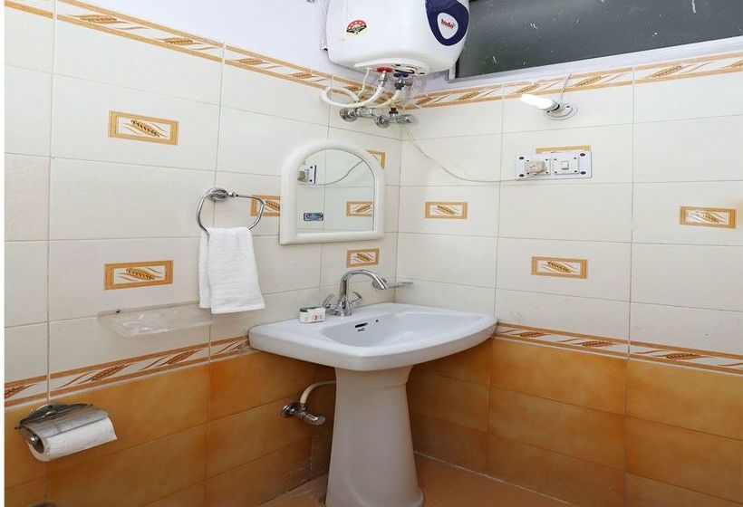 Oyo 11063 Hotel Suncity