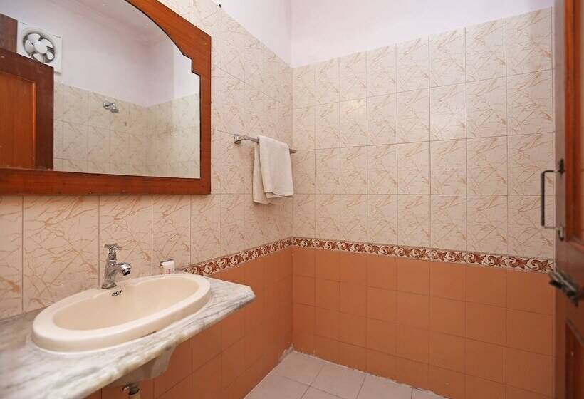 Oyo 9554 Hotel Grand Plaza