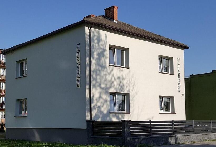 펜션 7th Room Guest House