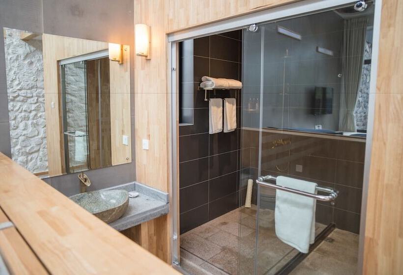 بنسيون Btg Boutique Hotel Tuyu