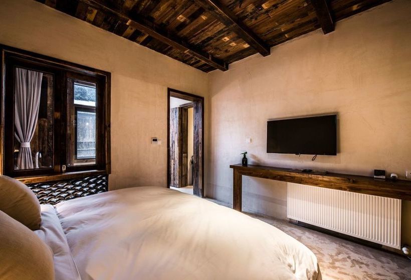 بنسيون Go Native Downtown House Ningbo