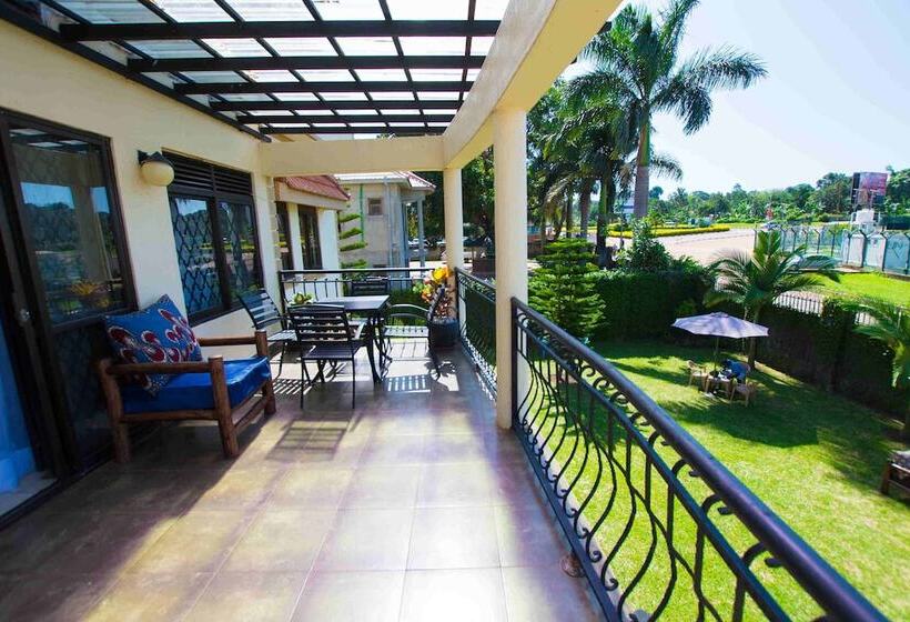 پانسیون Mission Guest House