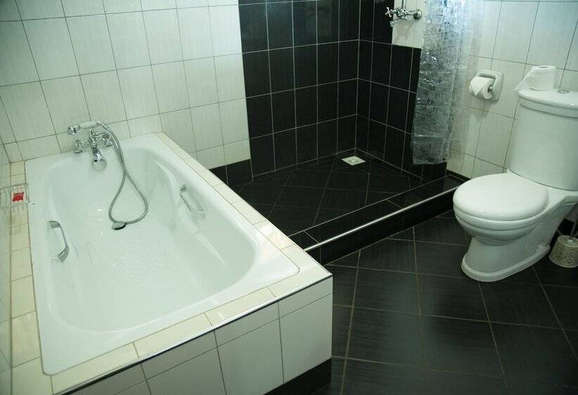 پانسیون Mission Guest House