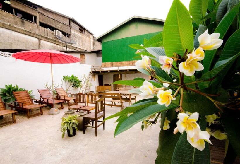 膳宿费 Moonlight Champa