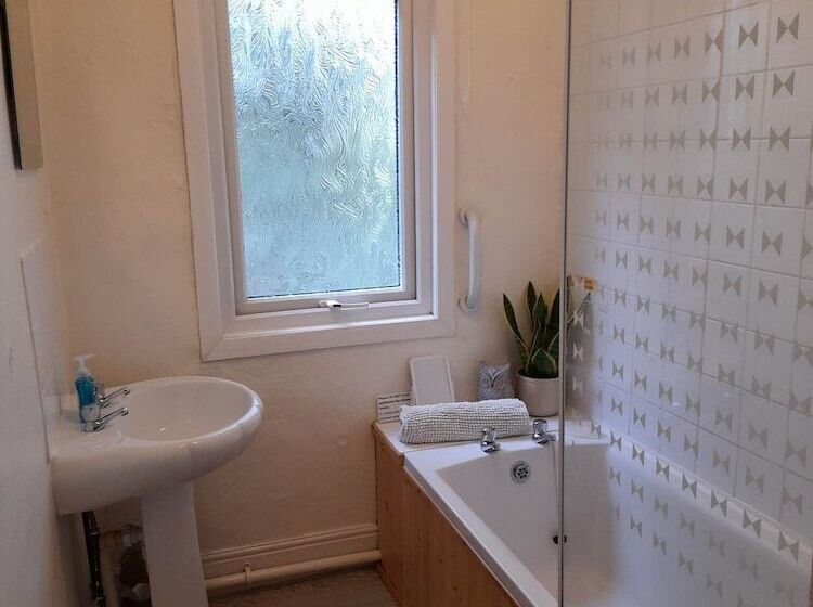 بنسيون Owl House