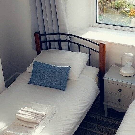 بنسيون Owl House