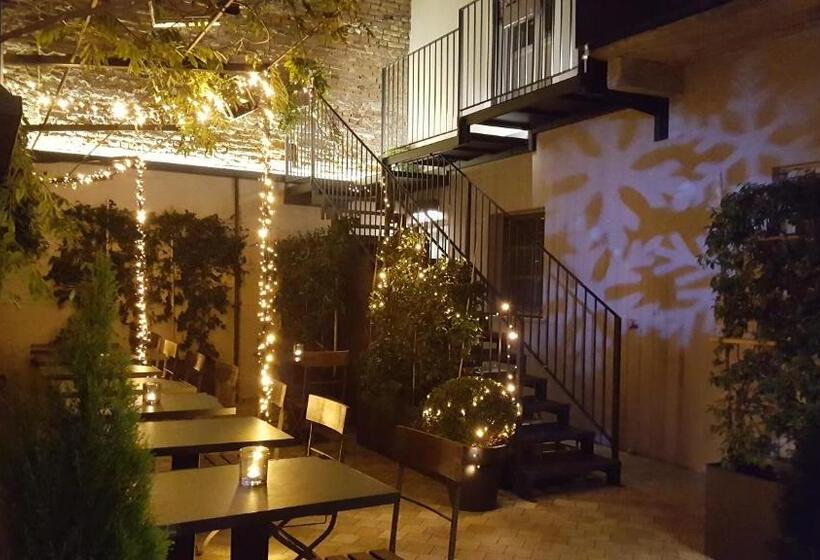 펜션 Piccola Torre Maison