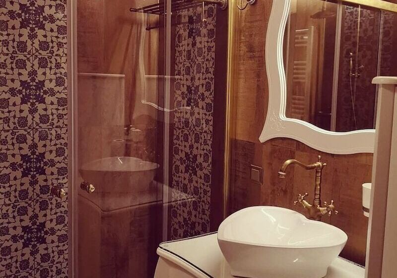 פנסיון Sihirli Kitap Kahve Konuk Evi