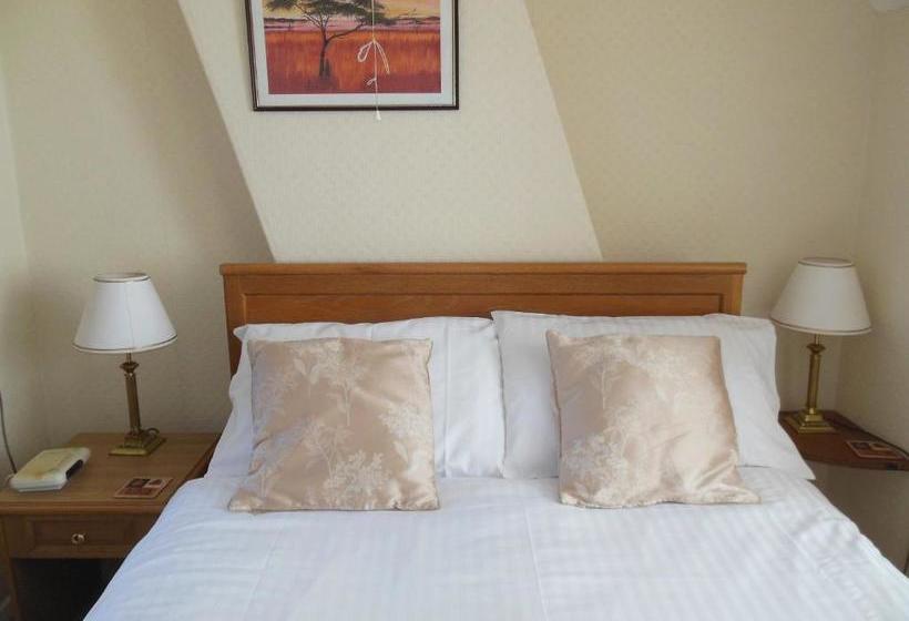 膳宿费 The Chalfonts