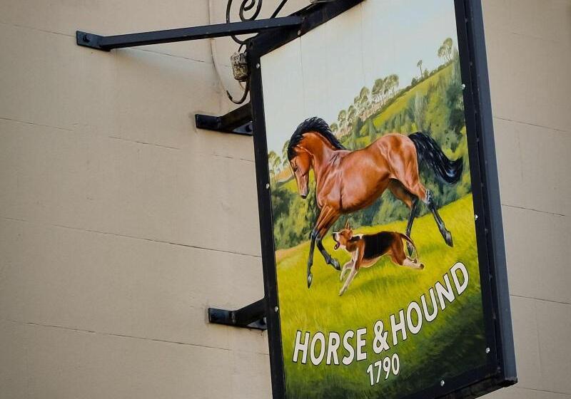 Пансион The Horse & Hound