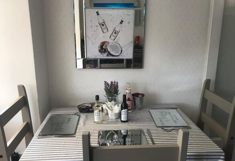 ペンション The Southwold Guest House