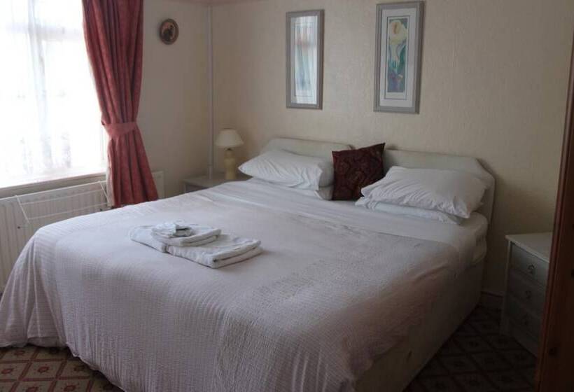 ペンション The Southwold Guest House