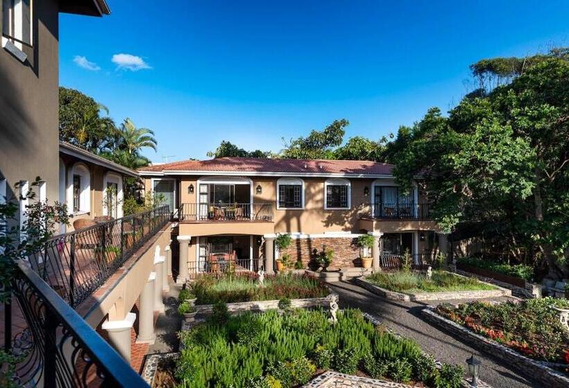 פנסיון Valley Villa