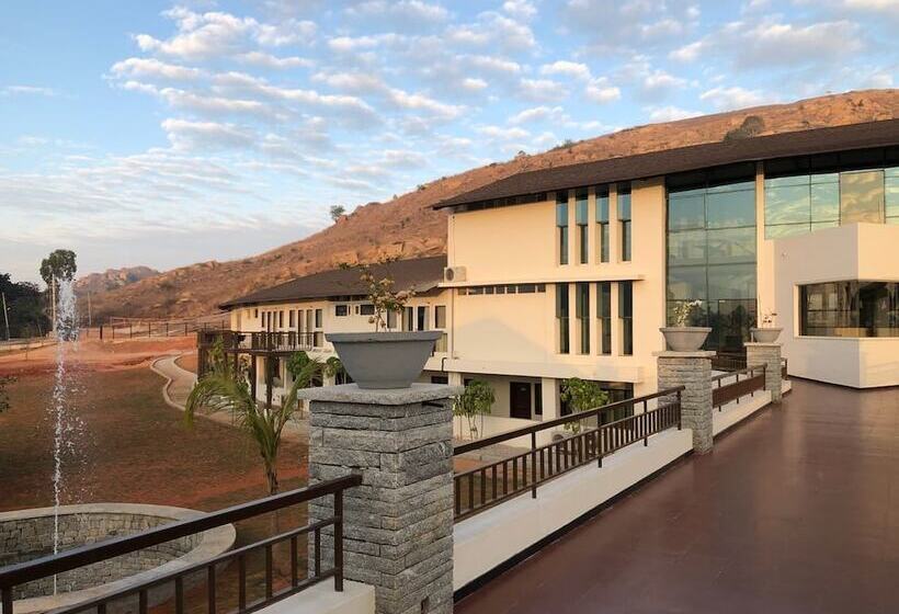 Resort Shathayu Retreat