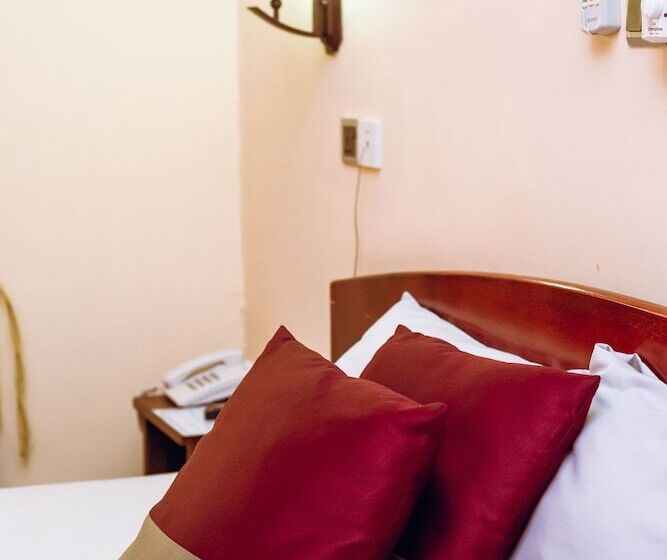 Sheilas Executive Hotel & Lodge