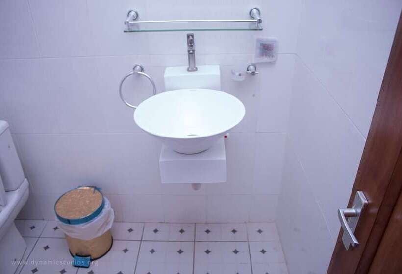 Sheilas Executive Hotel & Lodge