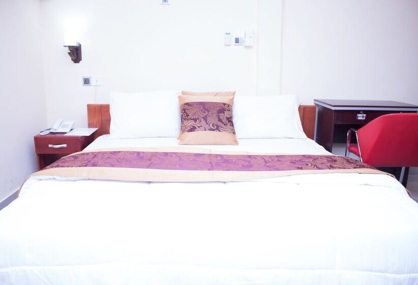 Sheilas Executive Hotel & Lodge