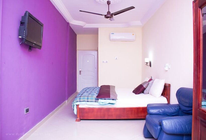 Sheilas Executive Hotel & Lodge