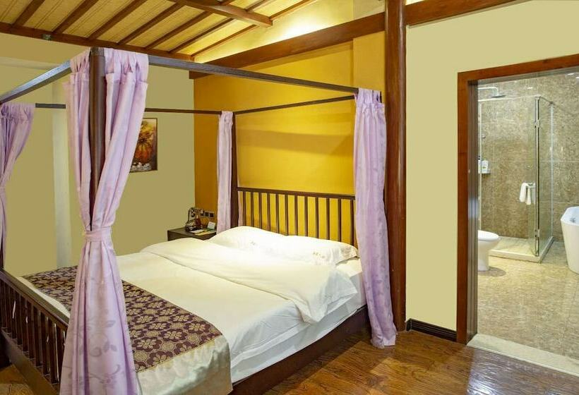 The Family Hotel In Yangshuo County