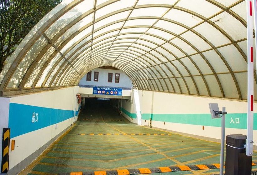 Yueyang Junshan Island Narada & Resort